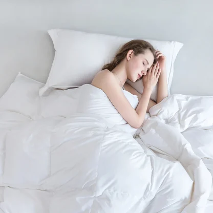Lightweight Quilted White Duvet - Image 2