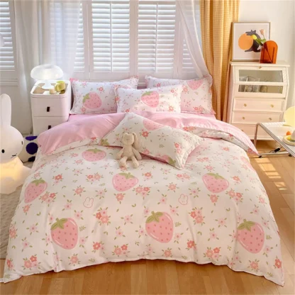 Strawberry Floral Print Duvet Cover